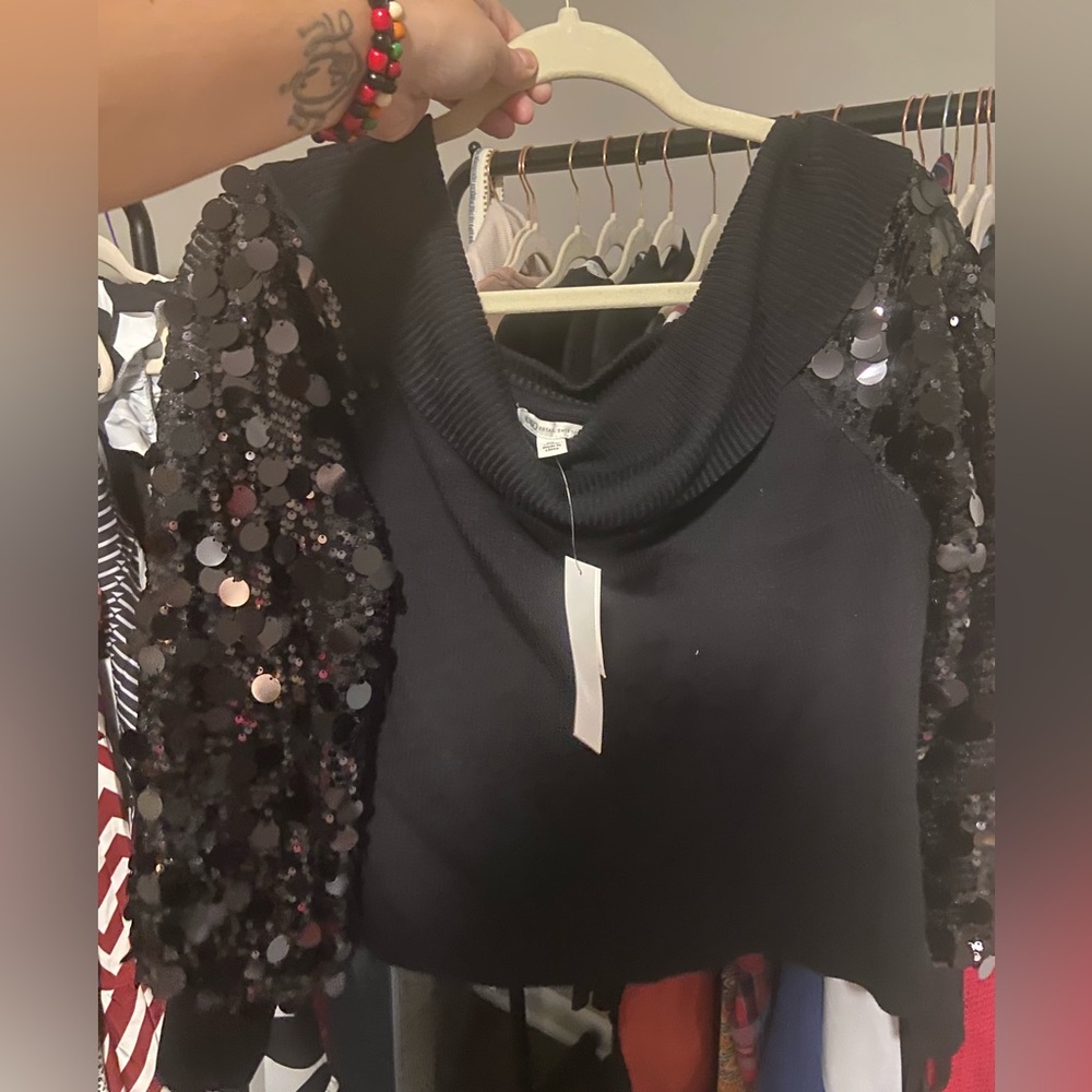 Black Sequin Sleeve Women's Top